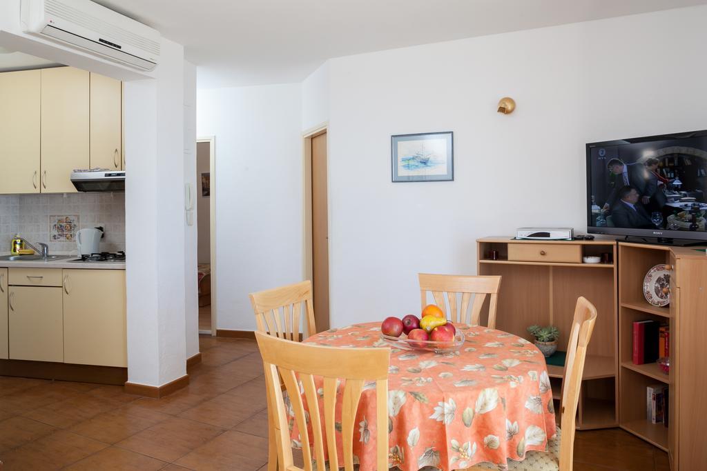 פודגורה Apartments Waterfront Ivan חדר תמונה