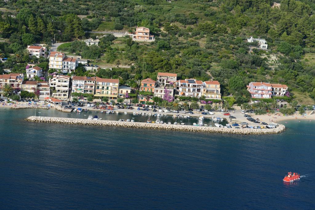 פודגורה Apartments Waterfront Ivan חדר תמונה