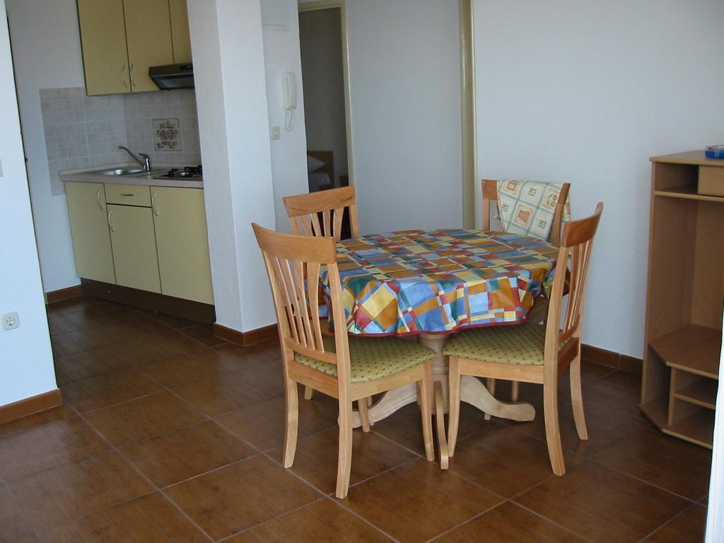 פודגורה Apartments Waterfront Ivan חדר תמונה